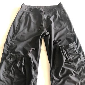 Under Armour track pant with sinched ankles